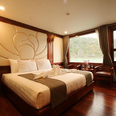 Готель Calypso Cruises Cat Hai Екстер'єр фото